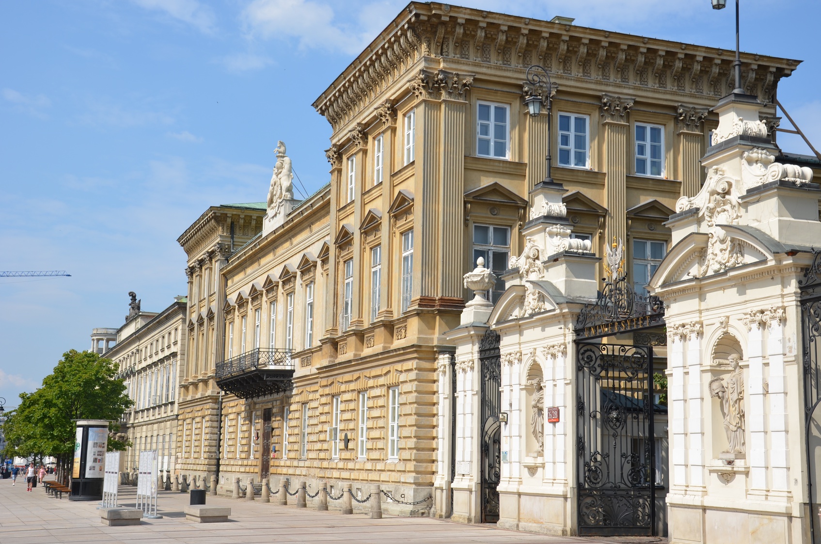 Entre de l'universit de Varsovie Pologne